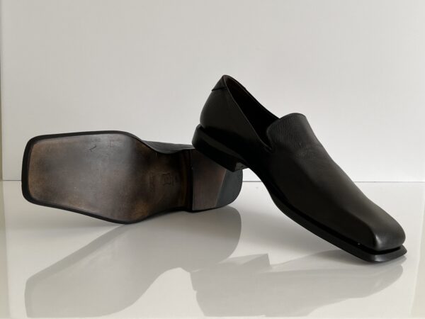 Men's Black Grain Leather Loafer - Image 4